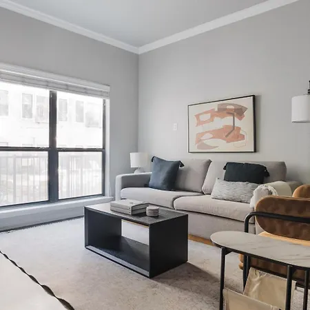 Blueground Downtown 1Bd Apartment Atx-287